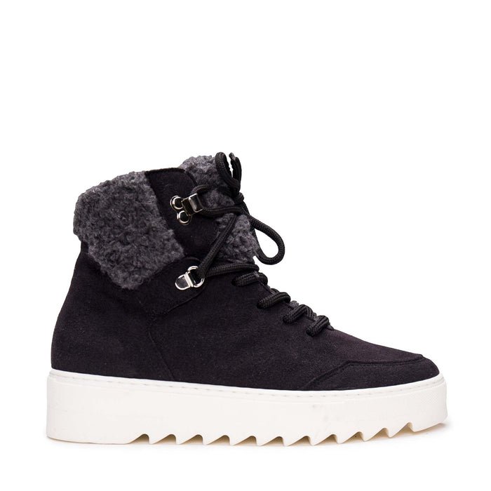 Bego Suede vegan boots