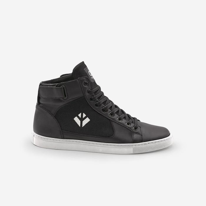 Wallace Vegan Sneaker - Black / White V2 Unisex