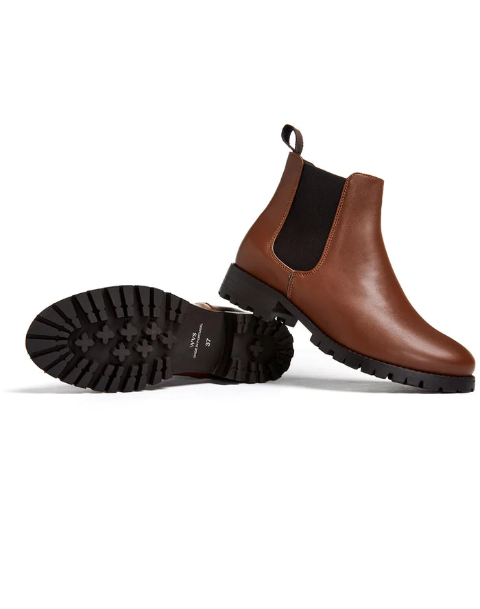 Luxe Deep Tread Chelsea Boots | Women Chestnut